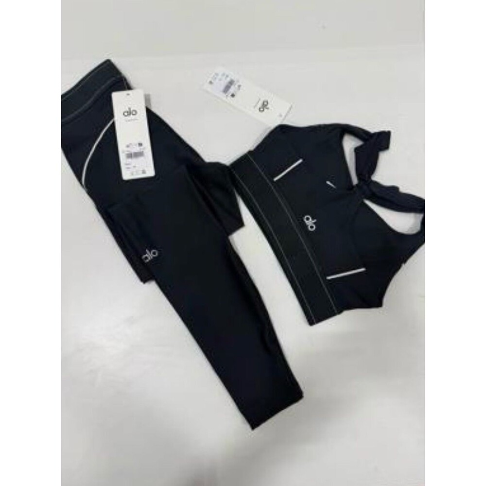 Alo Black Suit-Up Sports Bra & Leggings Set